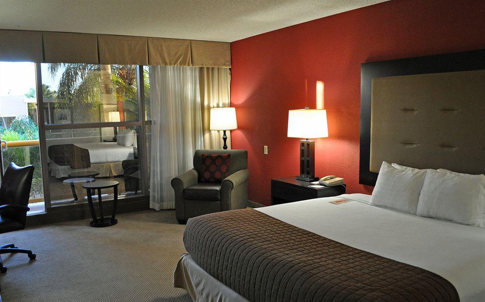 Sawgrass Grand Hotel And Suites Sports Complex Sunrise Luaran gambar